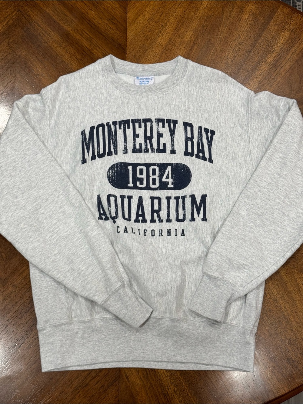Monterey Bay Aquarium 1984 Crewneck Sweatshirt - [Light Heather Gray - Navy]
